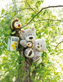 Nici 44471 Schlüsselanhänger Baby-Bär Classic Bear Bär Ca 10cm Plüsch -Nici || Wild Republic || Depesche Verkäufe 44465 11 44475 44480 44481 Milieu 1598x2048 1