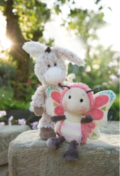 Nici 44932 Rosa Schmetterling Ca 18cm Plüsch Kuscheltier Hello Spring -Nici || Wild Republic || Depesche Verkäufe 44932 08 Milieu 1396x2048