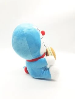 Doraemon Kosmische Blaue Katze 24-27cm (Play By Play) - Doraemon Mit Dorayaki -Nici || Wild Republic || Depesche Verkäufe Doraemon kosmische blaue Katze 24 27cm Play by Play Doraemon mit Dorayaki 3