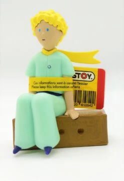 Plastoy 61054 Der Kleine Prinz Auf Dem Koffer Sammelfigur Spielfigur Ca 6cm
