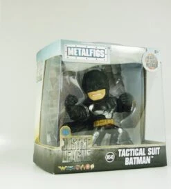 METALFIGS DC Justice League Ca 6,5cm Figur Tactical Suit Batman M540 7 METALFIGS DC Justice League Ca 6,5cm Figur Tactical Suit Batman M540 -Nici || Wild Republic || Depesche Verkäufe METALFIGS DC Justice League ca 6 5cm Figur Tactical Suit Batman M540 1