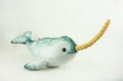 Wild Republic 23421 Narwal Plüsch Kuscheltier Ca. 28/42 Cm