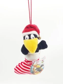 Nici 99670 Der Kleine Rabe Socke Weihnachtsstiefel Ca 15cm Plüsch Esslinger -Nici || Wild Republic || Depesche Verkäufe Nici 99670 Der kleine Rabe Socke Weihnachtsstiefel ca 15cm Pluesch esslinger 1