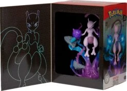 Jazwares PKW0082 Pokémon Select Light FX Collector Deluxe Statue - Mewtwo -Nici || Wild Republic || Depesche Verkäufe Pokemon PKW0082 Deluxe Collector Figure Mewtwo PKG 2 kk